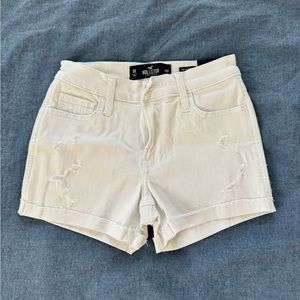 Hollister Mid-Rise Denim Shorts 3”